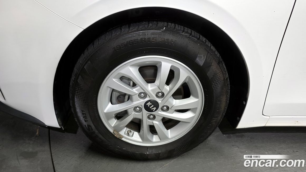 Kia K3 2019