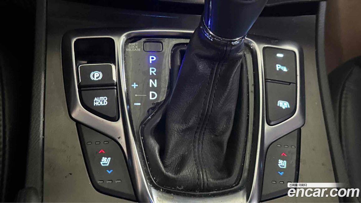 Hyundai Grandeur 2016