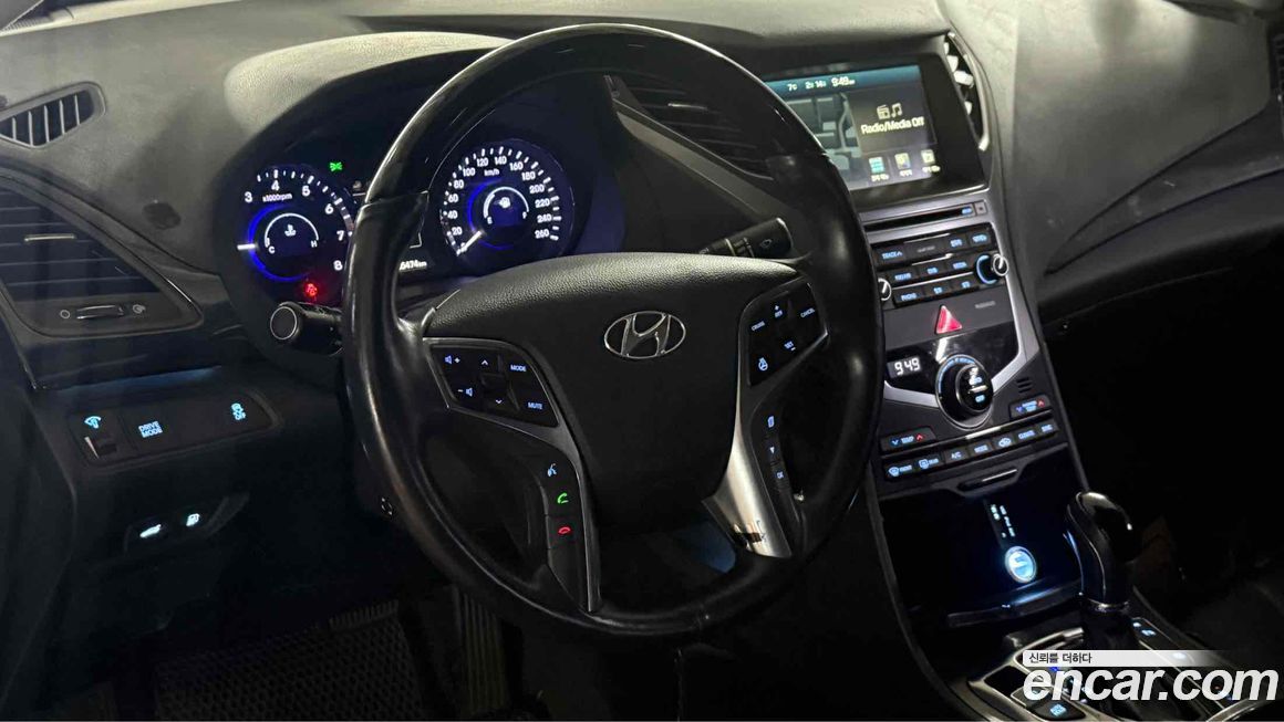 Hyundai Grandeur 2016