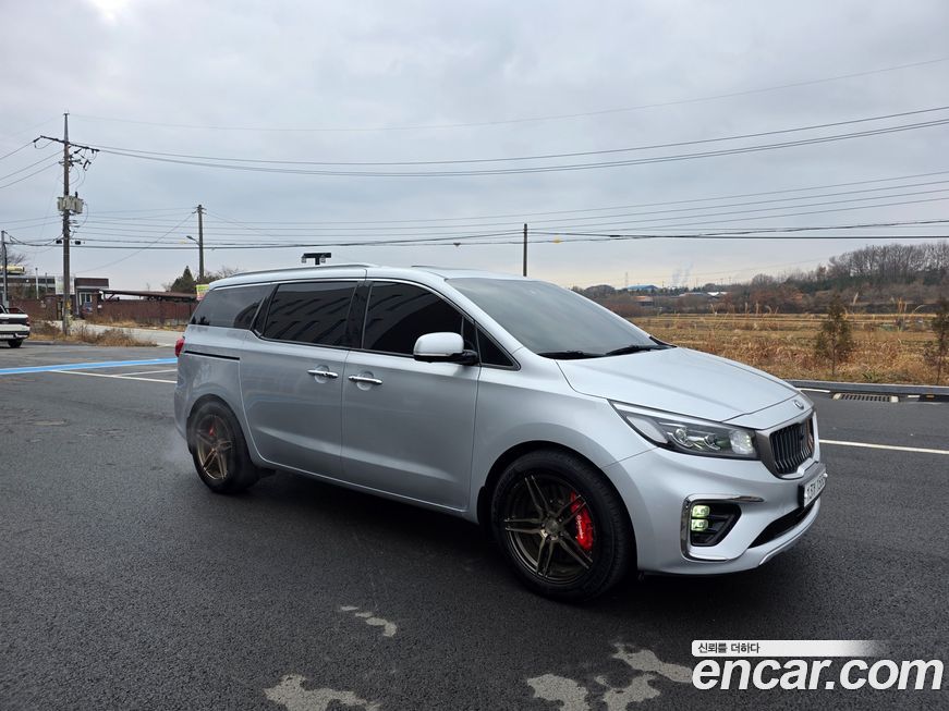 Kia Canival 2019
