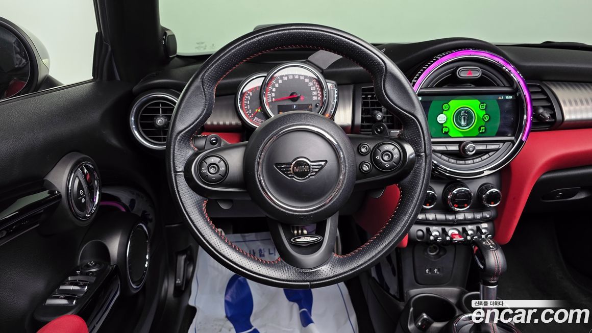 Mini Cooper Convertible 2019