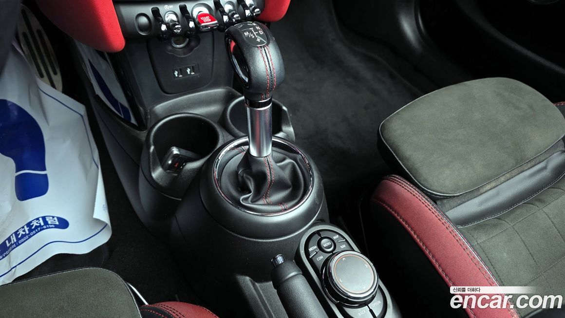 Mini Cooper Convertible 2019