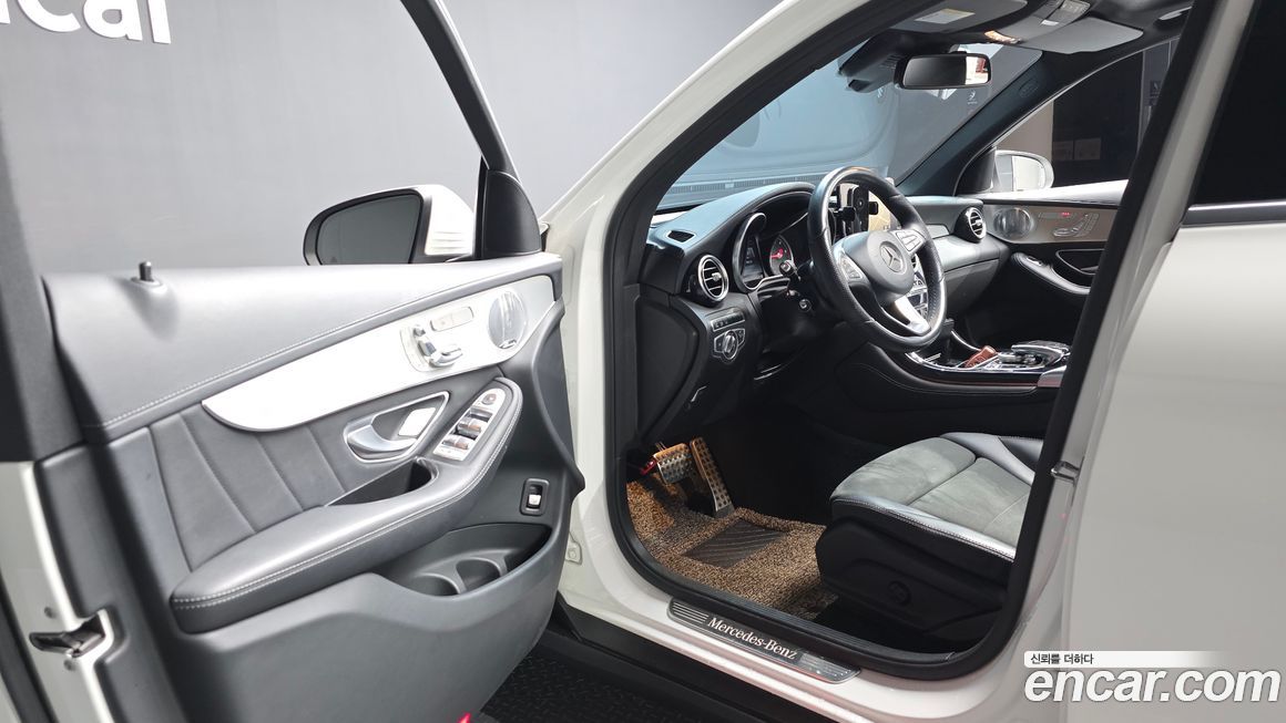 Mercedes-Benz GLC-Class 2017