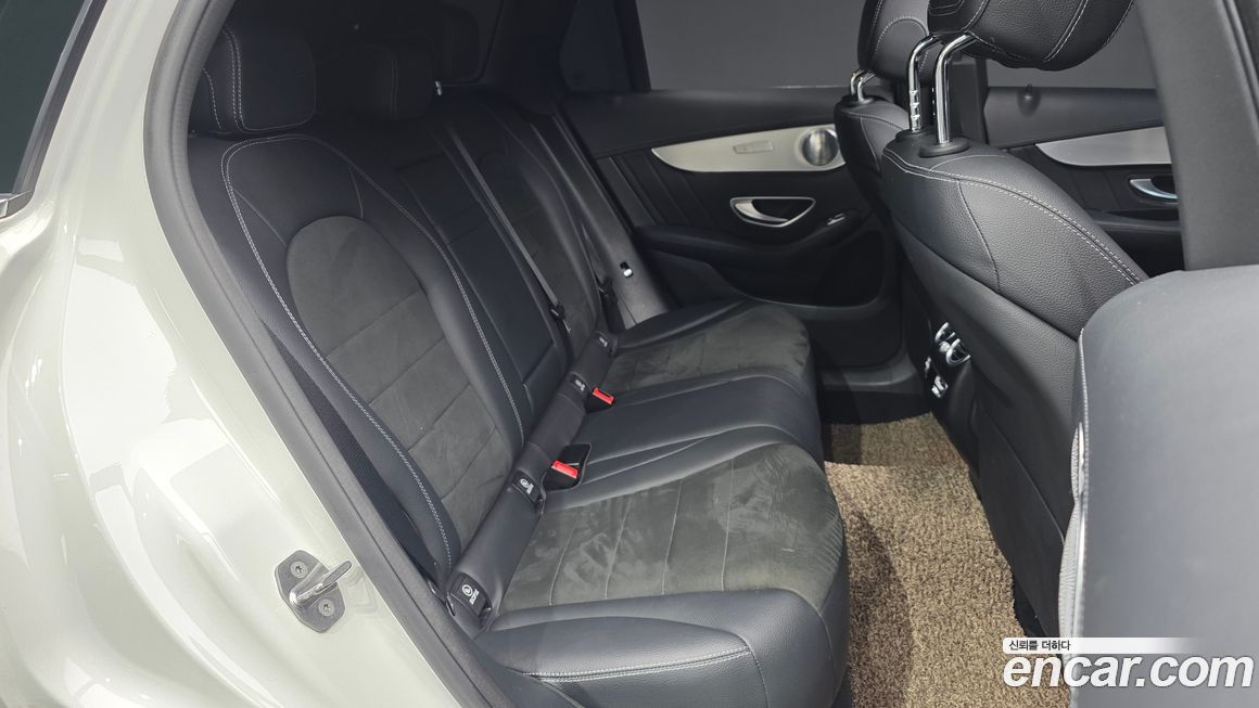 Mercedes-Benz GLC-Class 2017