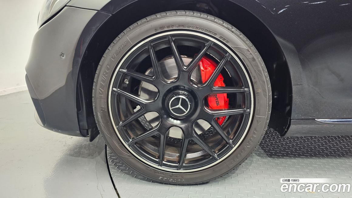 Mercedes-Benz E-Class 2019