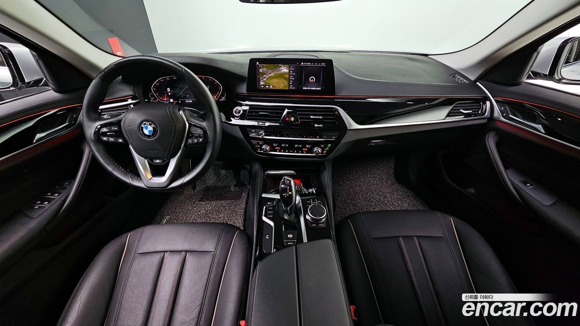 BMW 5-Series 2020