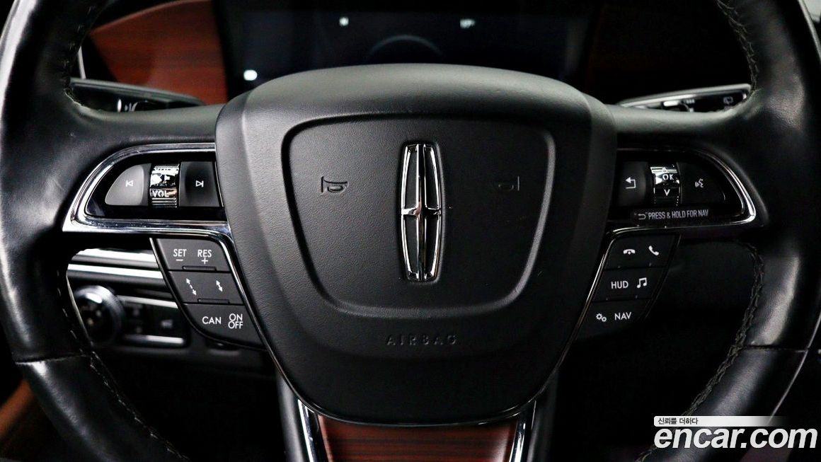 Lincoln Navigator 2021