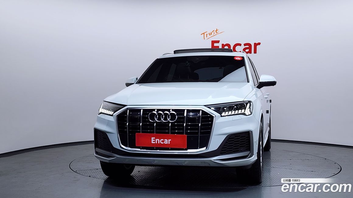 Audi Q7 2021