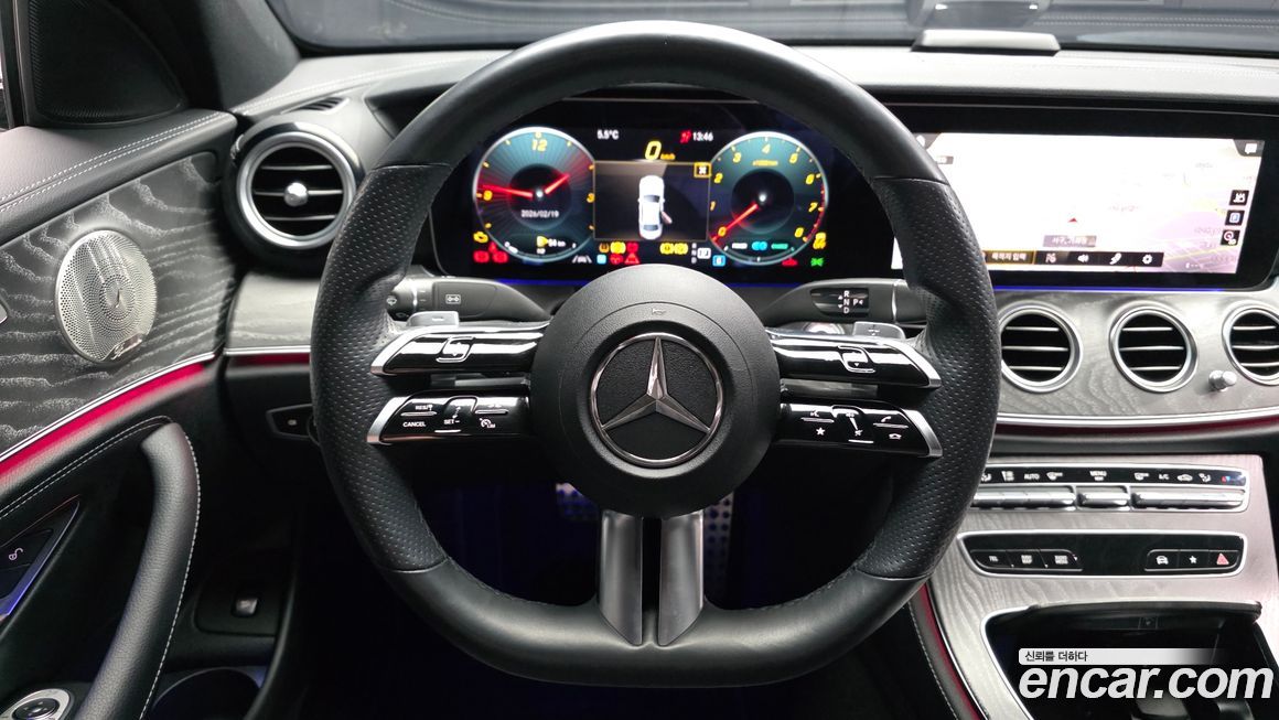 Mercedes-Benz E-Class 2022