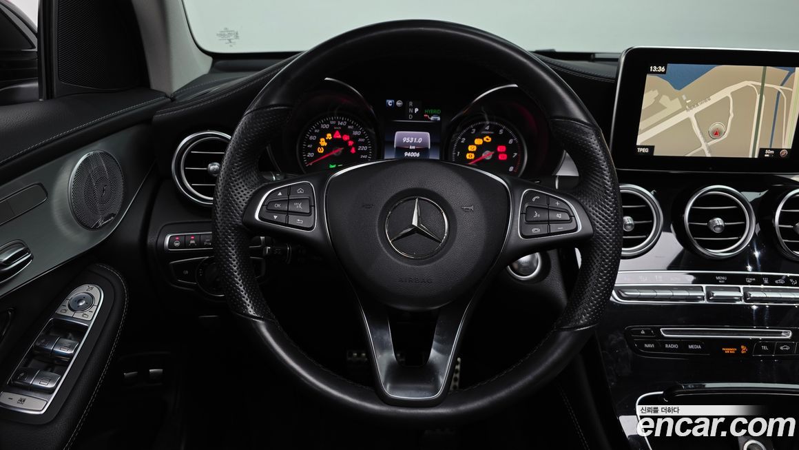 Mercedes-Benz GLC-Class 2019