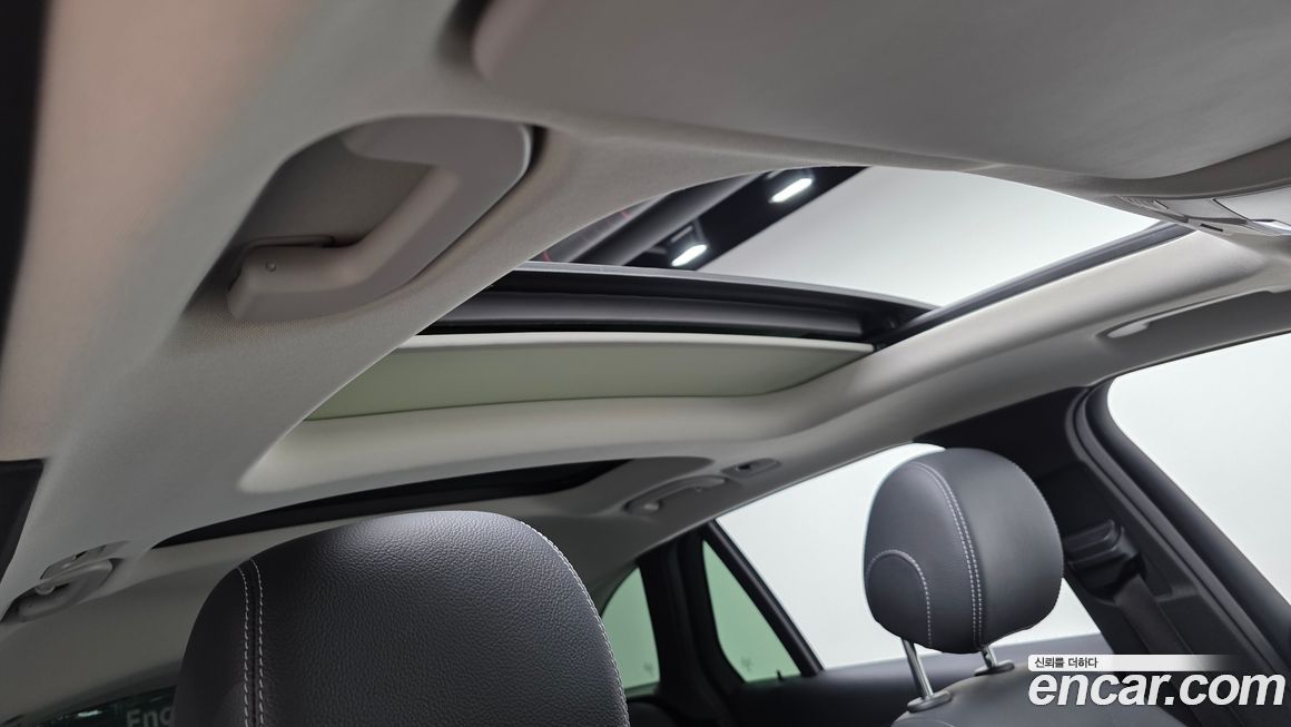 Mercedes-Benz GLC-Class 2019