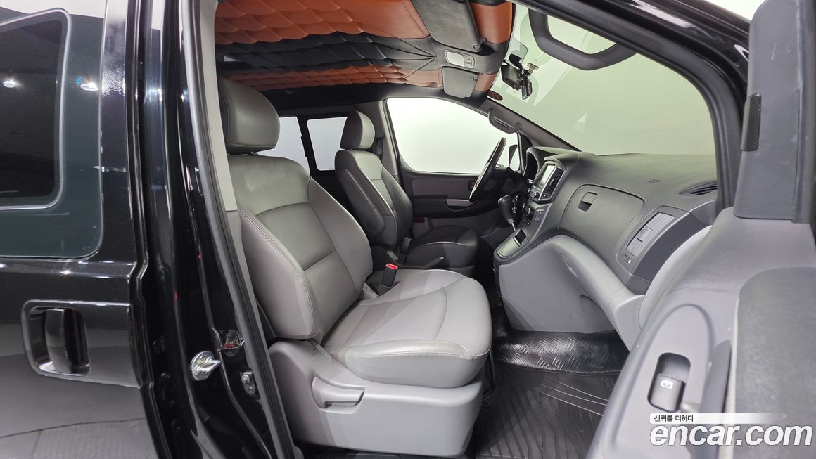 Hyundai Starex 2019