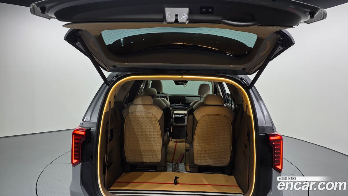 Kia Canival 2024