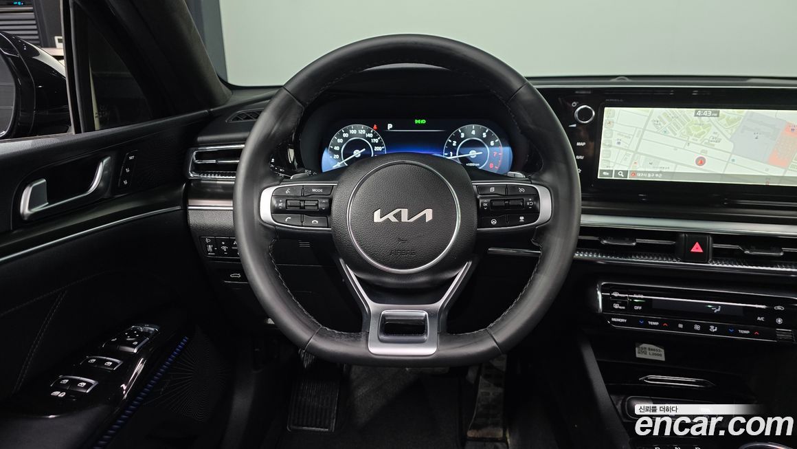 Kia K5 2023