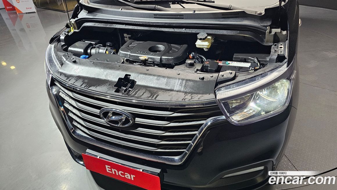 Hyundai Starex 2019