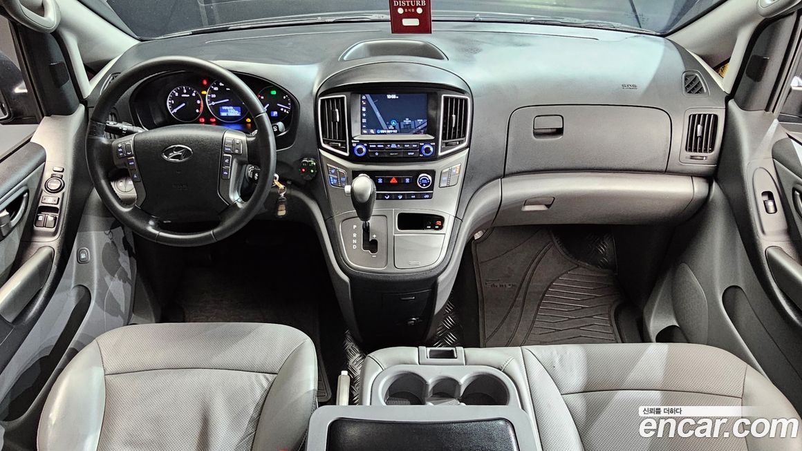 Hyundai Starex 2019