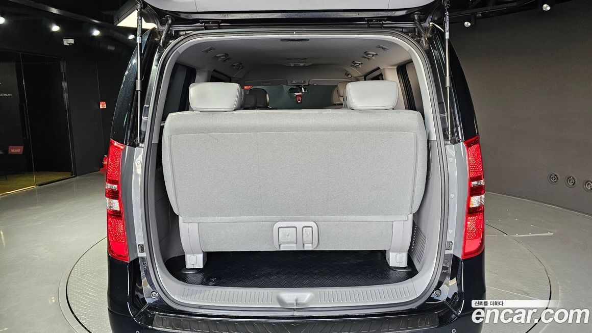 Hyundai Starex 2019