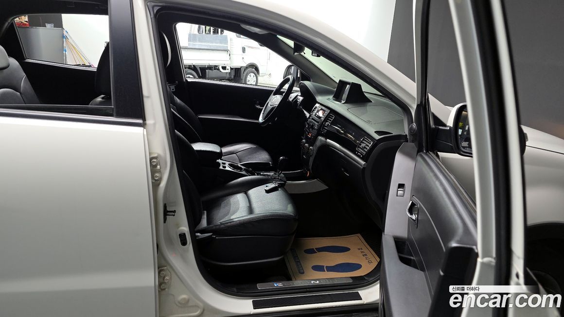 KG_Mobility_Ssangyong KORANDO 2012