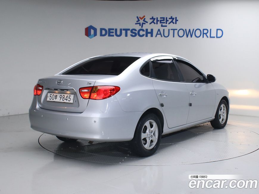 Hyundai AVANTE 2010