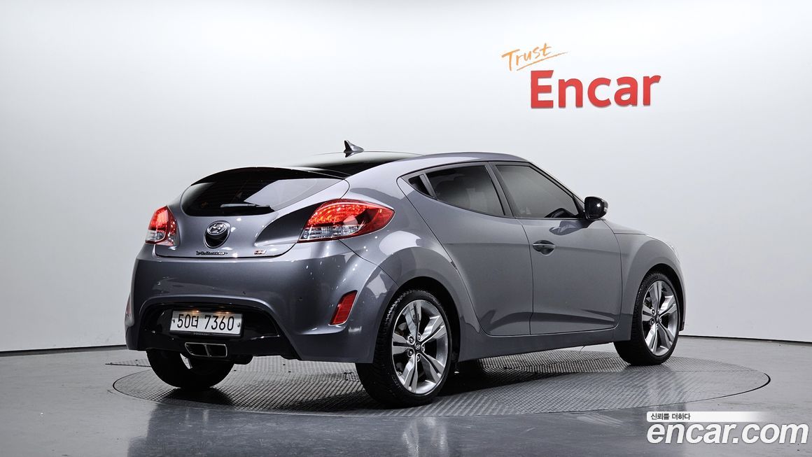 Hyundai Veloster 2012