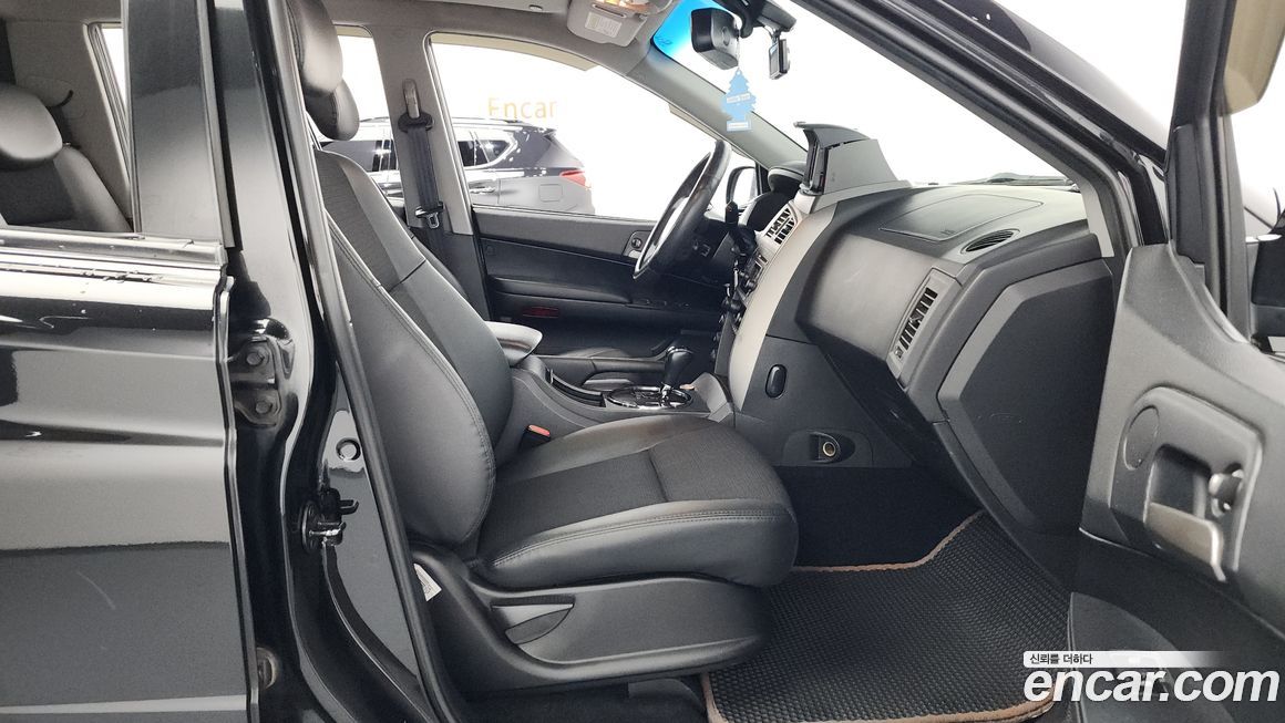 KG_Mobility_Ssangyong KORANDO 2013