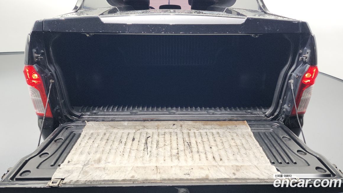 KG_Mobility_Ssangyong KORANDO 2013