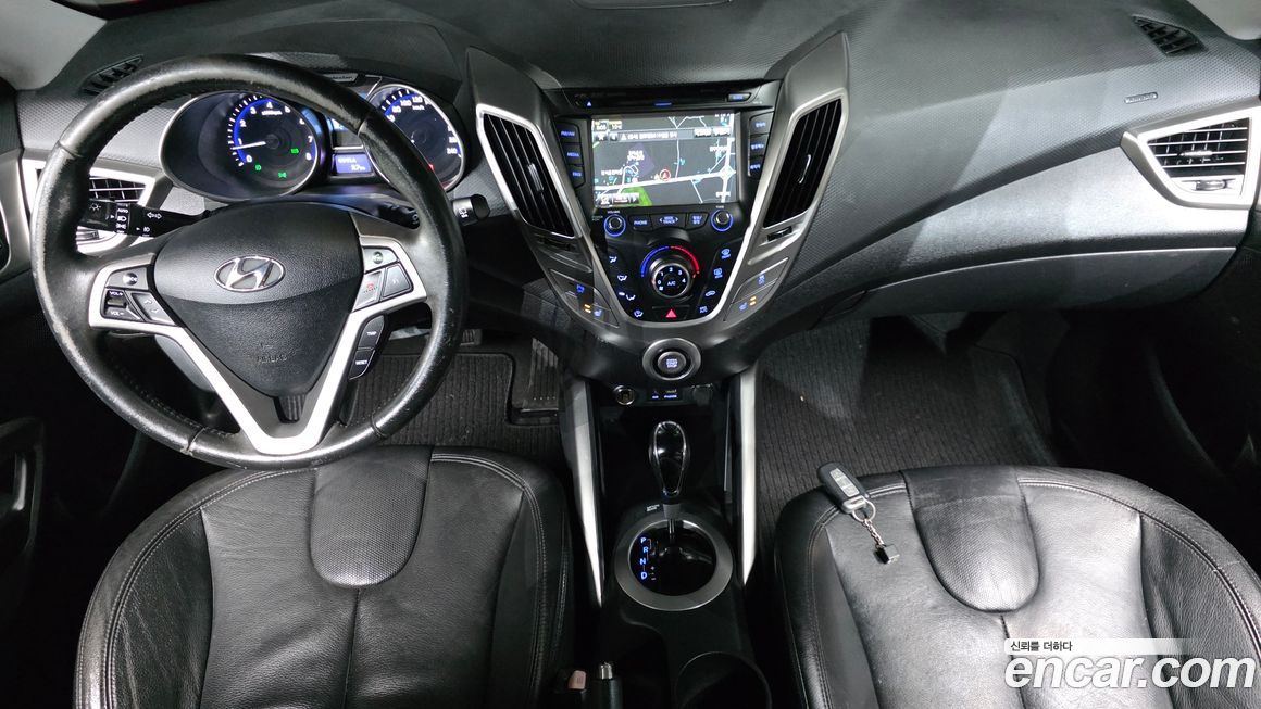 Hyundai Veloster 2012