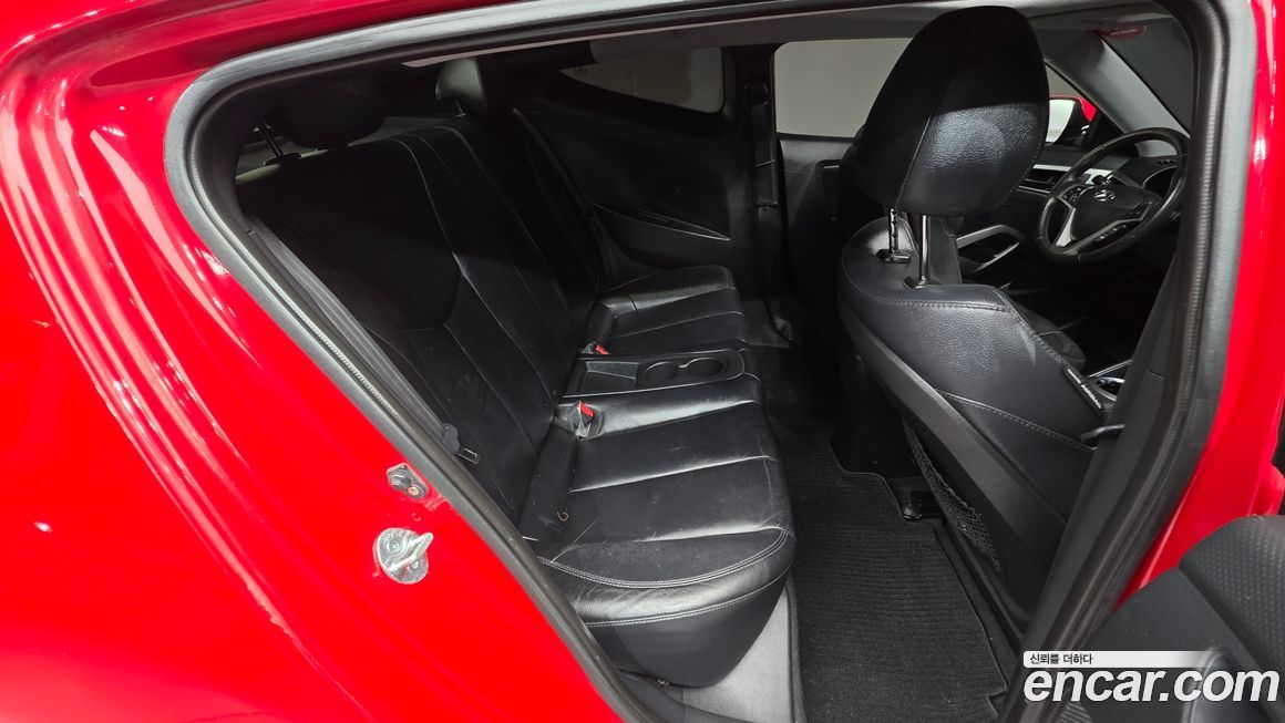 Hyundai Veloster 2012