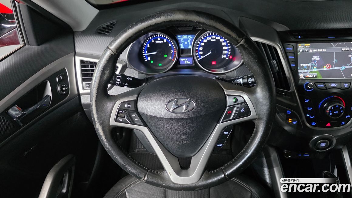 Hyundai Veloster 2012