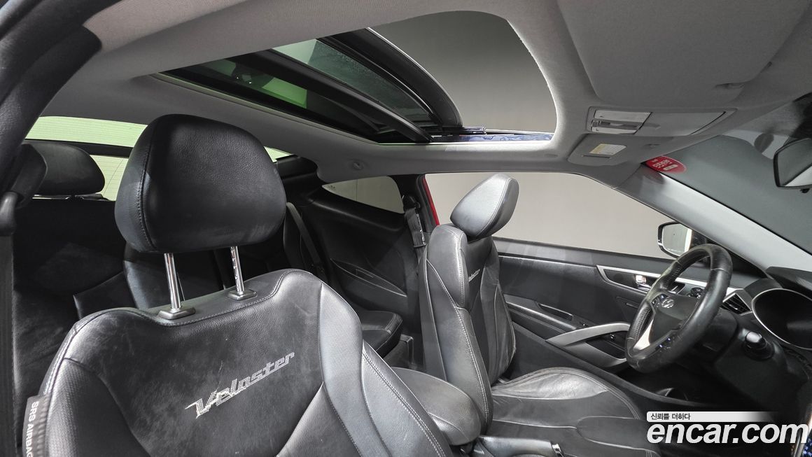 Hyundai Veloster 2012