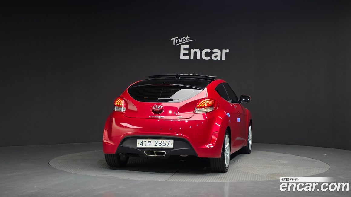 Hyundai Veloster 2012