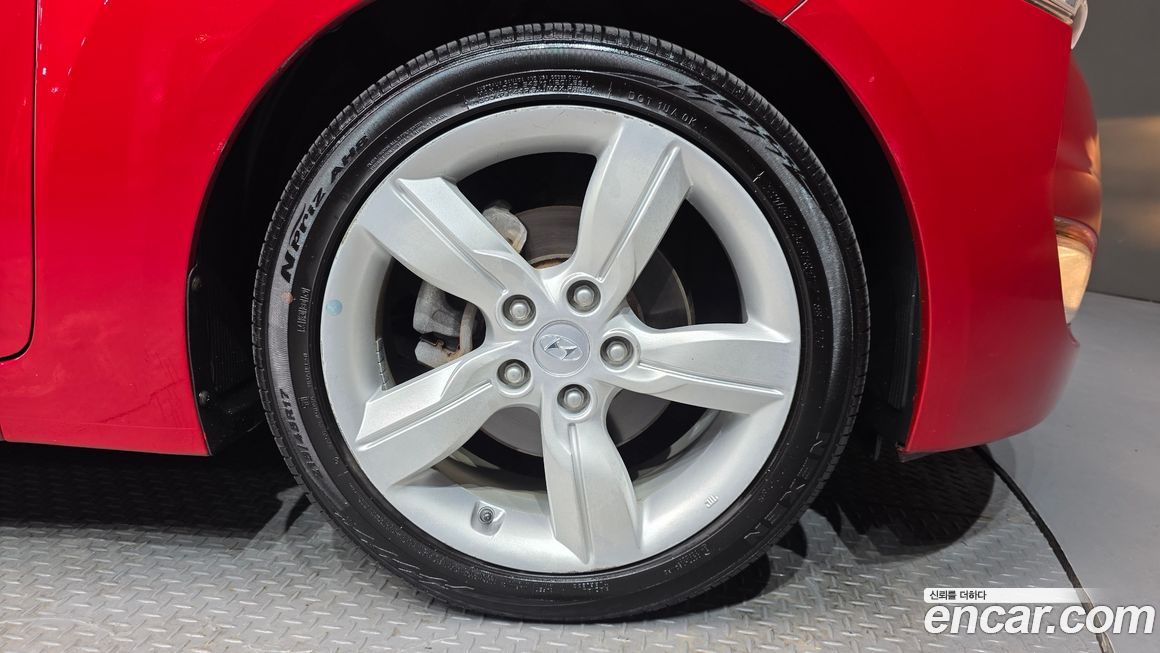 Hyundai Veloster 2012