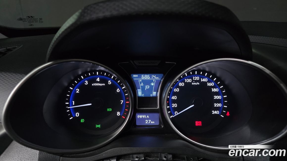 Hyundai Veloster 2012
