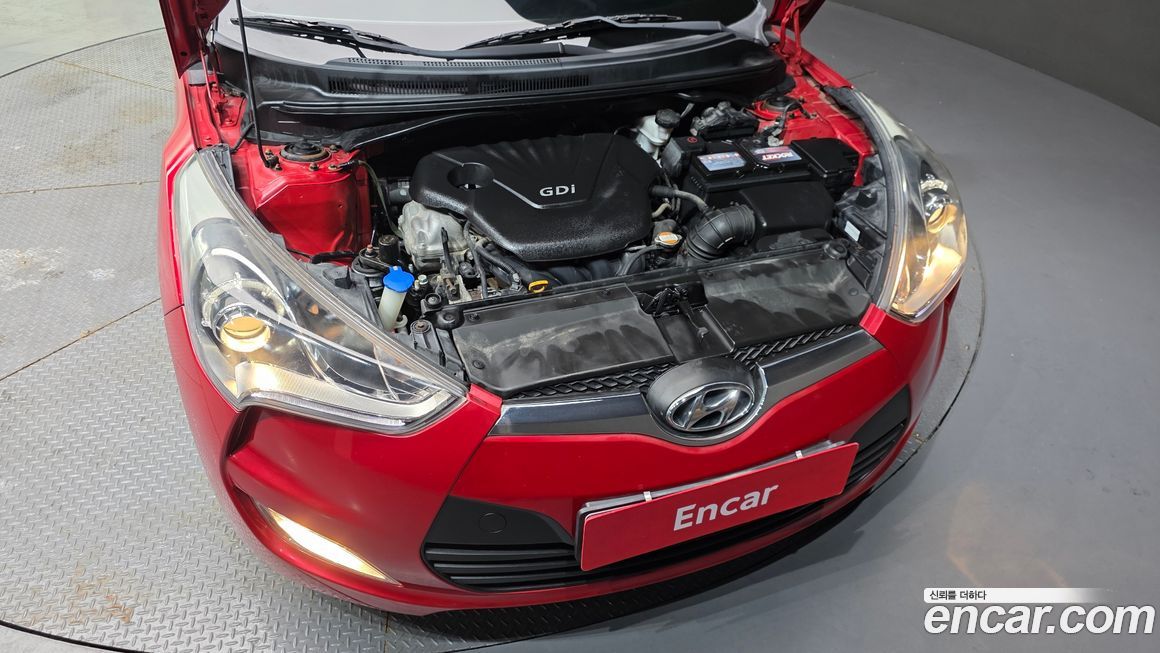 Hyundai Veloster 2012