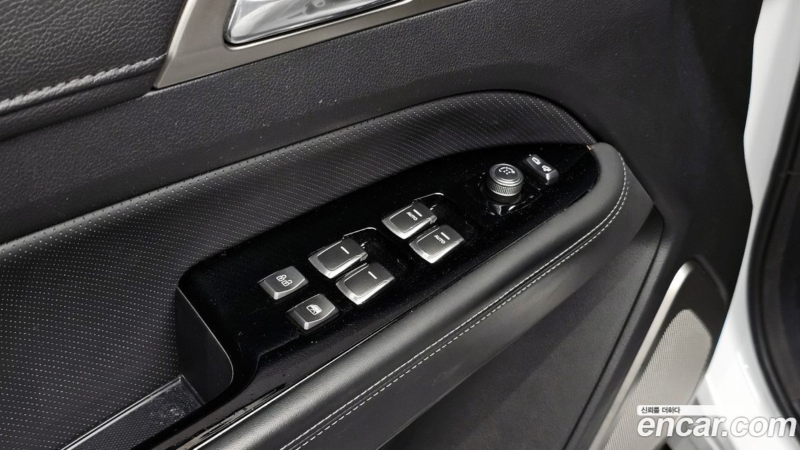 KG_Mobility_Ssangyong Rexton 2018