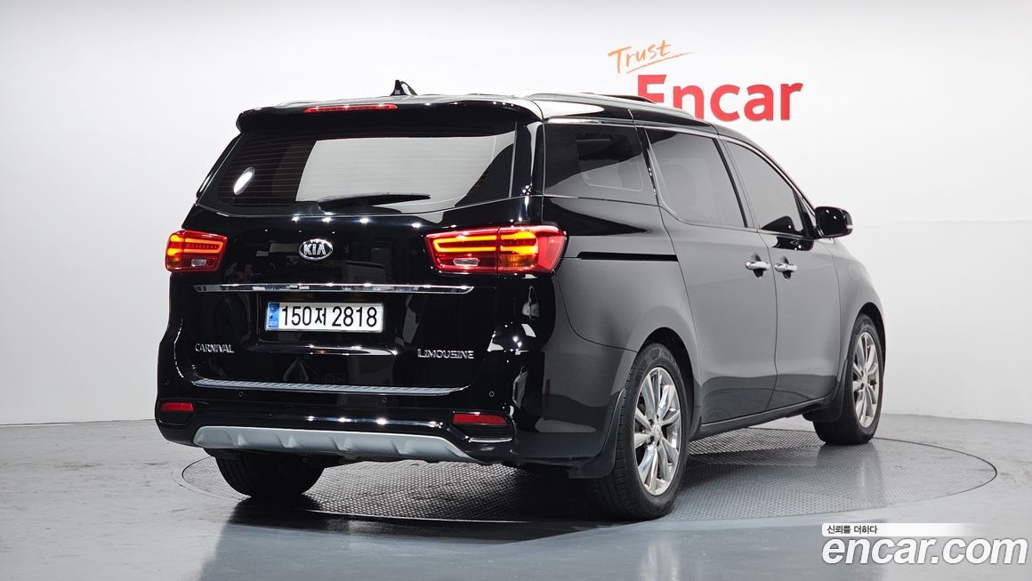 Kia Canival 2019