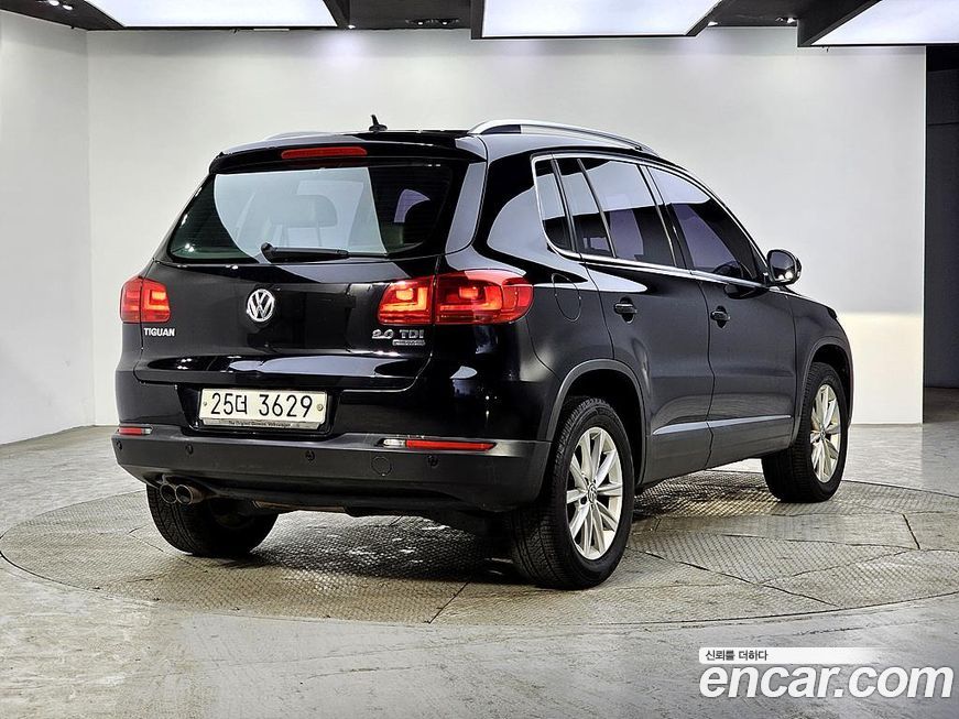 Volkswagen Tiguan 2015