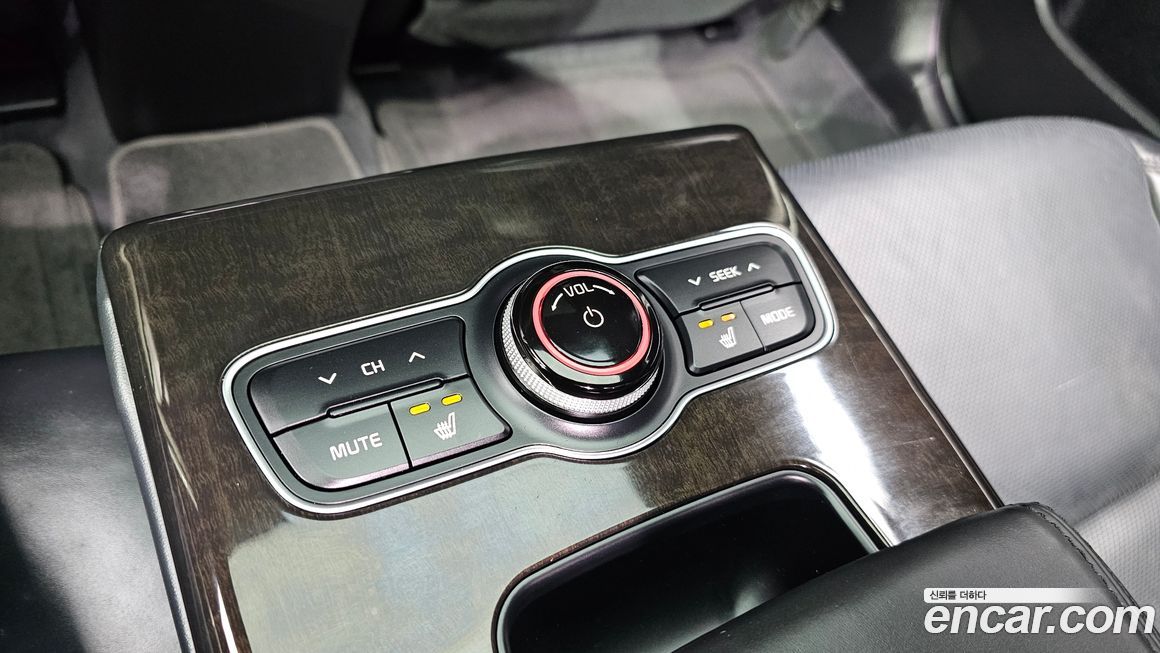 Kia K7 2013