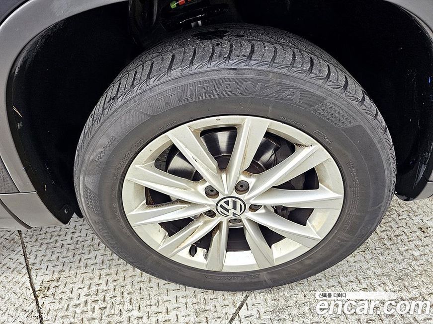 Volkswagen Tiguan 2015