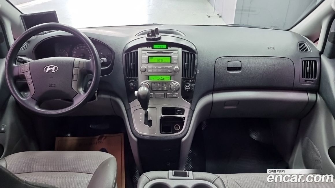 Hyundai Starex 2011