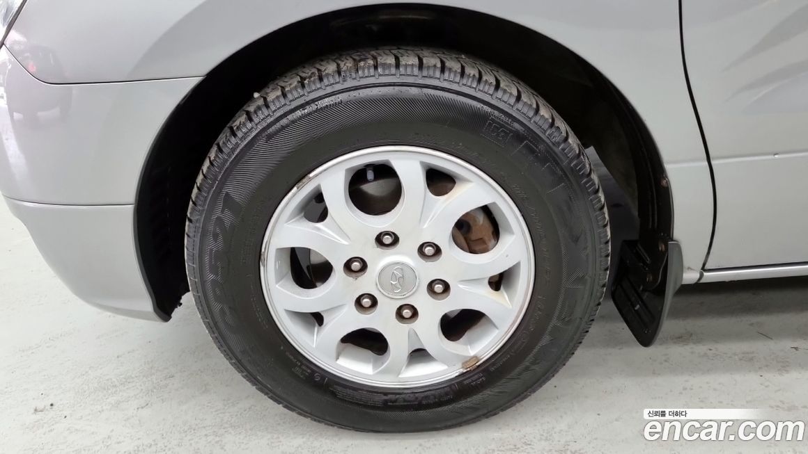 Hyundai Starex 2011