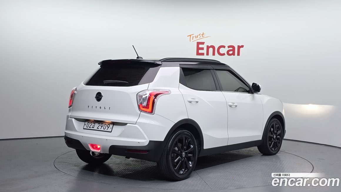 KG_Mobility_Ssangyong TIBOLI 2015