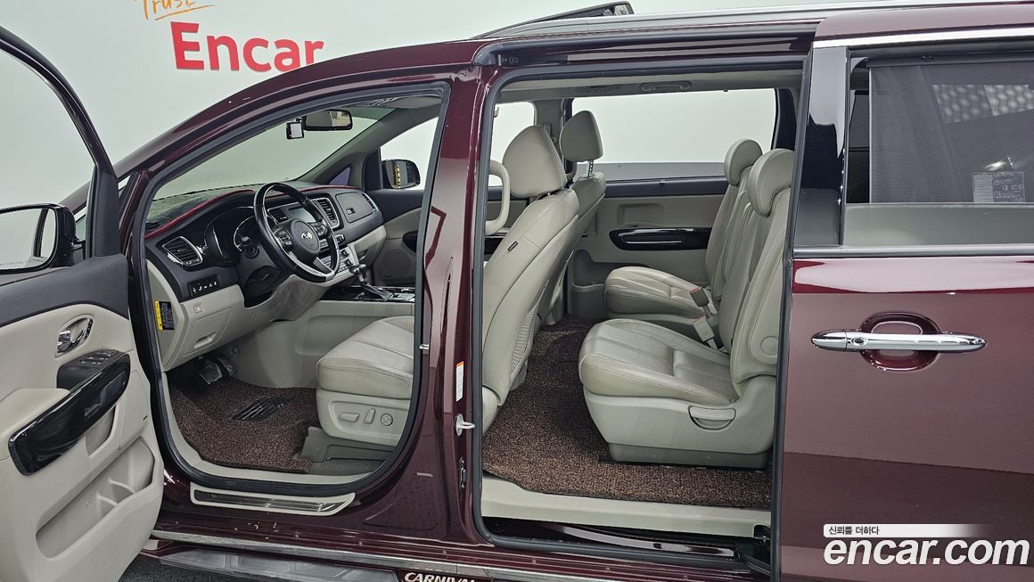 Kia Canival 2019
