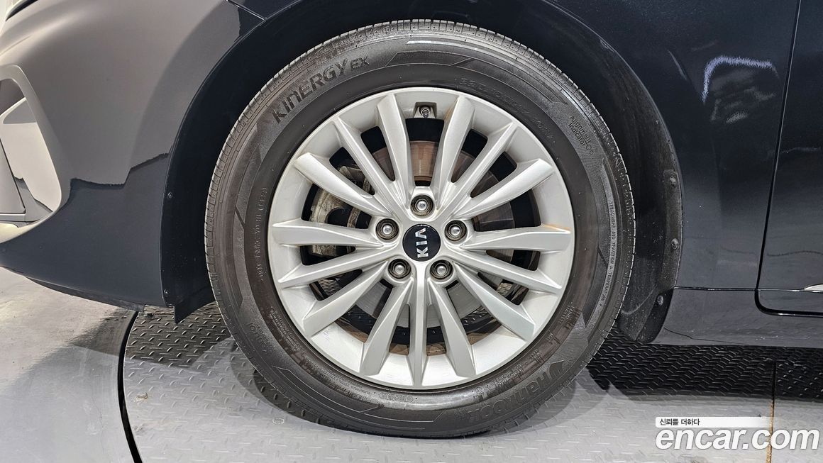 Kia K7 2021