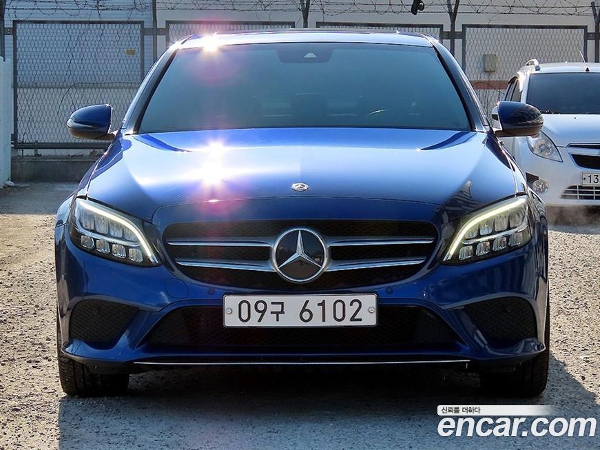 Mercedes-Benz C-Class 2019