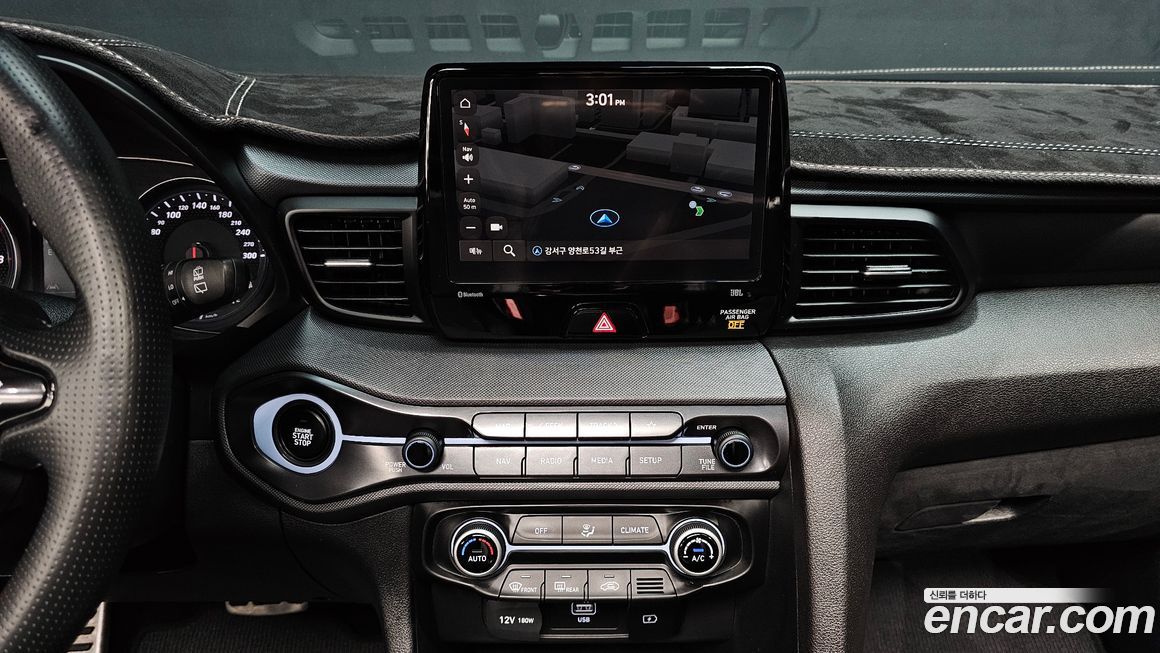 Hyundai Veloster 2021