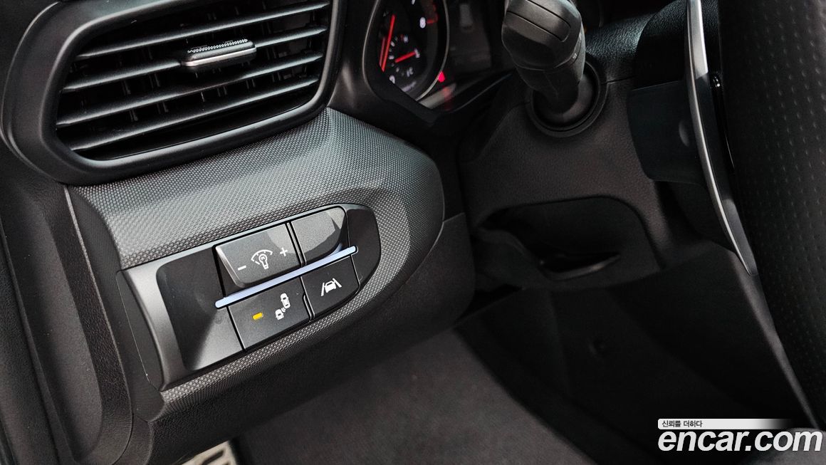 Hyundai Veloster 2021