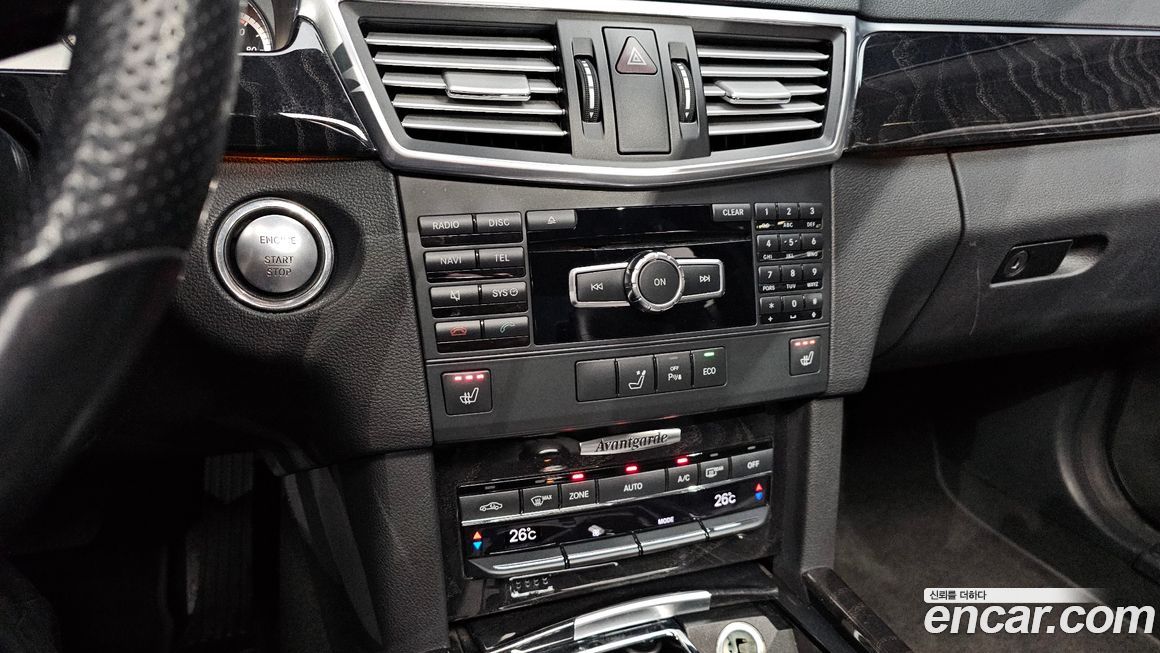 Mercedes-Benz E-Class 2013