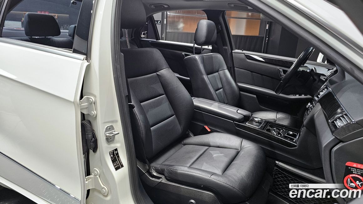 Mercedes-Benz E-Class 2013