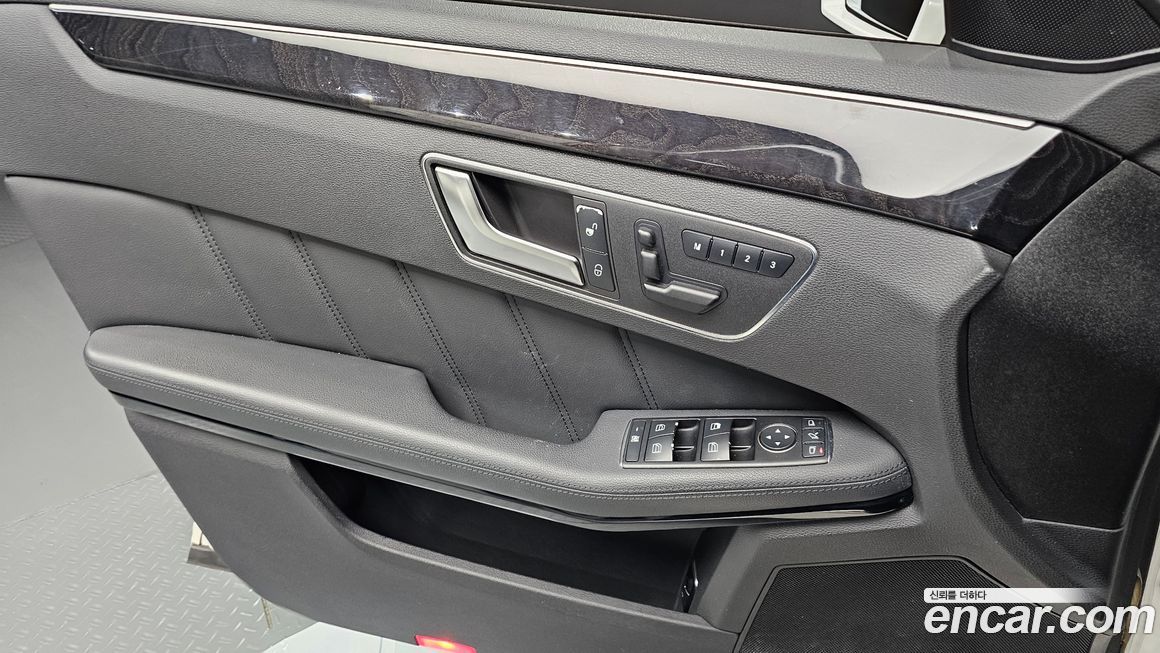 Mercedes-Benz E-Class 2013